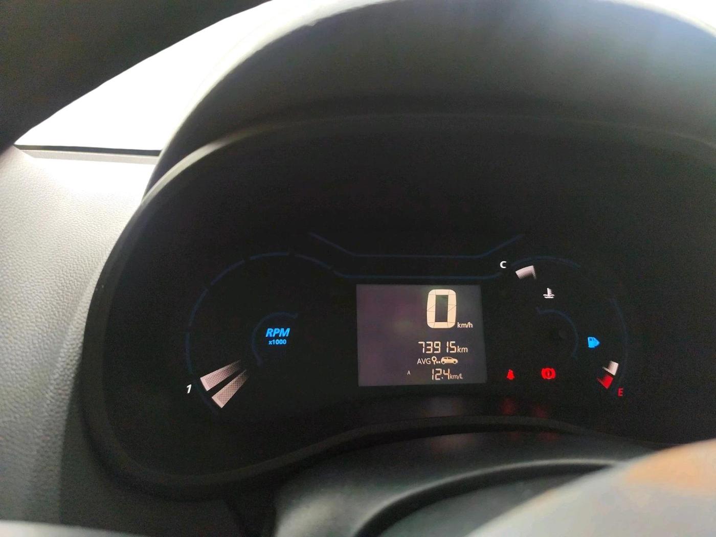 2020 Renault Kwid RXT 1.0 (O), Petrol, Manual, 73,915 km, interior