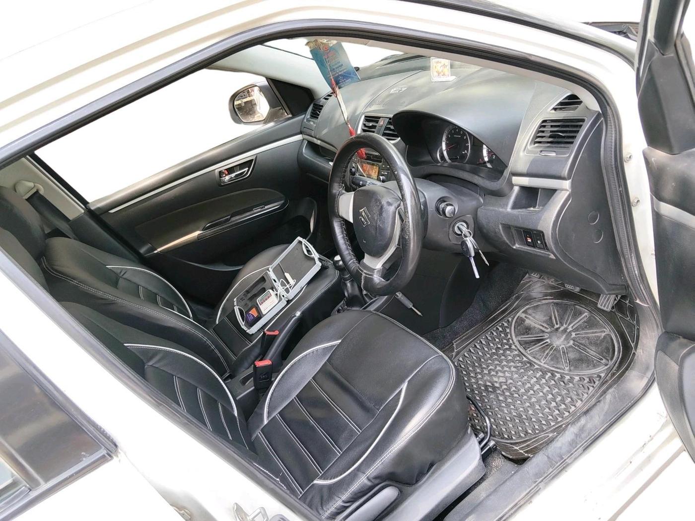 2016 Maruti Swift VXI, Petrol, Manual, 1,63,438 km, interior