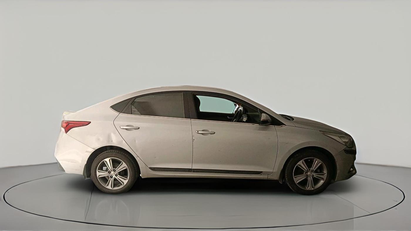 2017 Hyundai Verna 1.6 VTVT SX, Petrol, Manual, 70,669 km, exterior