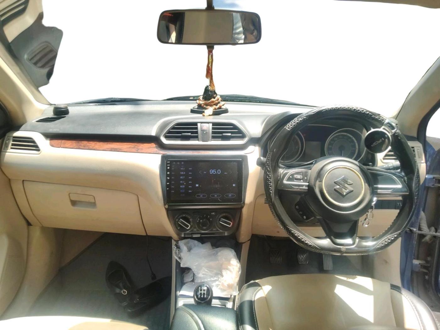 2018 Maruti Dzire VXI, CNG, Manual, 1,06,892 km, interior