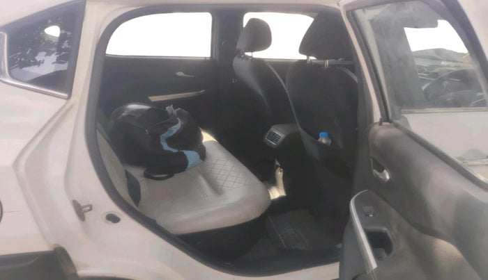 2022 Nissan MAGNITE XV PREMIUM TURBO CVT, Petrol, Automatic, 45,807 km, interior