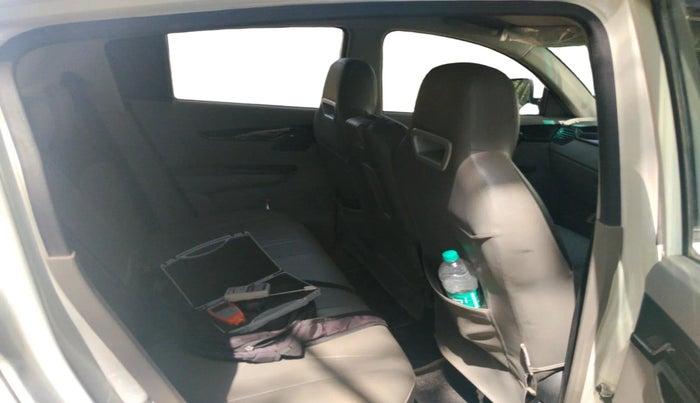 2016 Mahindra Kuv100 K6 6 STR, Petrol, Manual, 25,698 km, interior