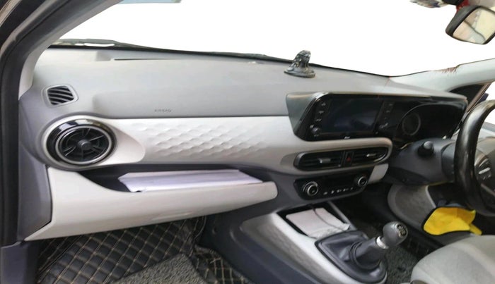 2022 Hyundai GRAND I10 NIOS SPORTZ 1.2 KAPPA VTVT CNG, CNG, Manual, 94,697 km, interior