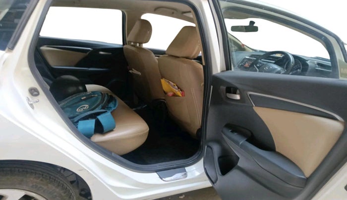 2015 Honda Jazz 1.2L I-VTEC V, Petrol, Manual, 1,12,517 km, interior