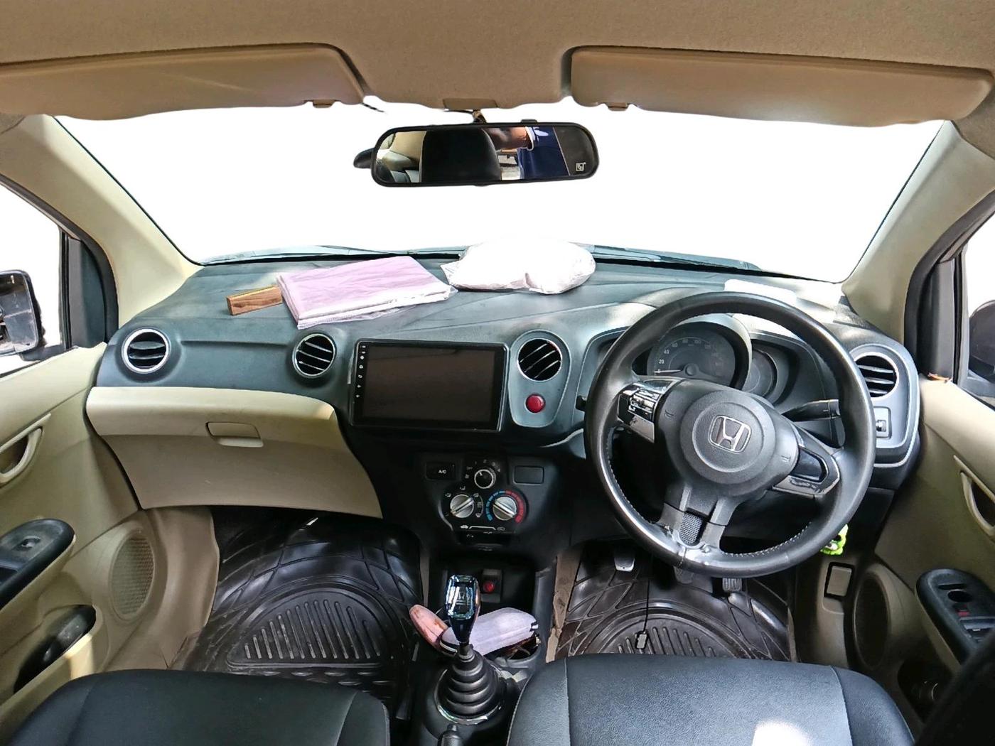 2015 Honda Amaze 1.2L I-VTEC S, Petrol, Manual, 91,604 km, interior
