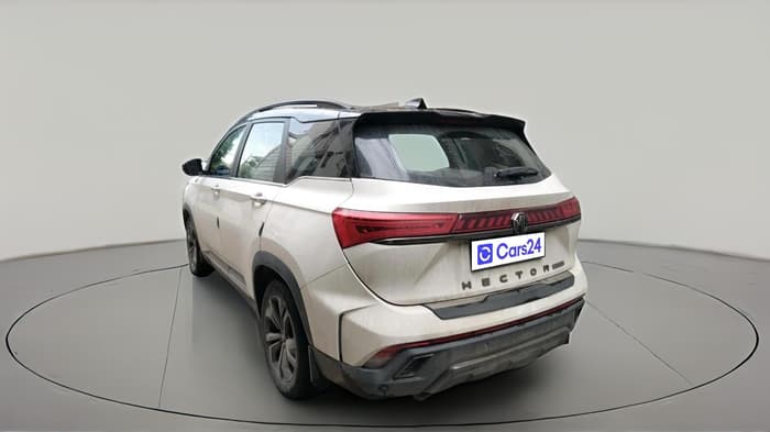 2025 MG HECTOR PLUS Sharp Pro Snowstorm 1.5 Turbo CVT 7 STR, Petrol, Automatic, 15,450 km, exterior