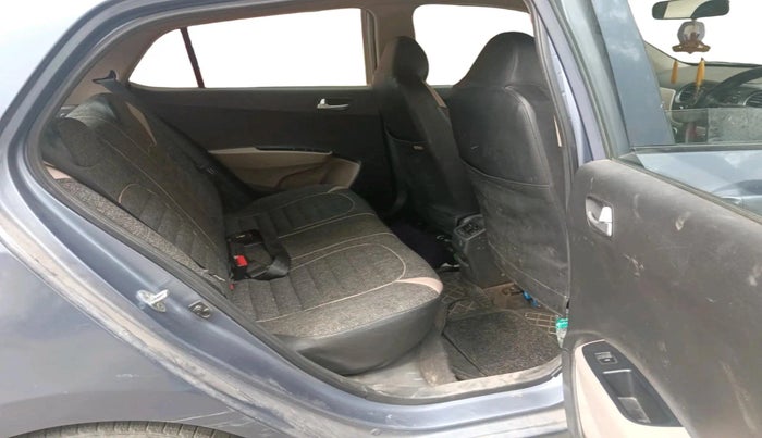 2016 Hyundai Grand i10 SPORTZ 1.2 KAPPA VTVT, CNG, Manual, 92,761 km, interior