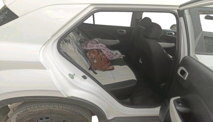 2024 Hyundai VENUE S (O) Plus 1.2 Petrol , Petrol, Manual, 6,799 km, interior