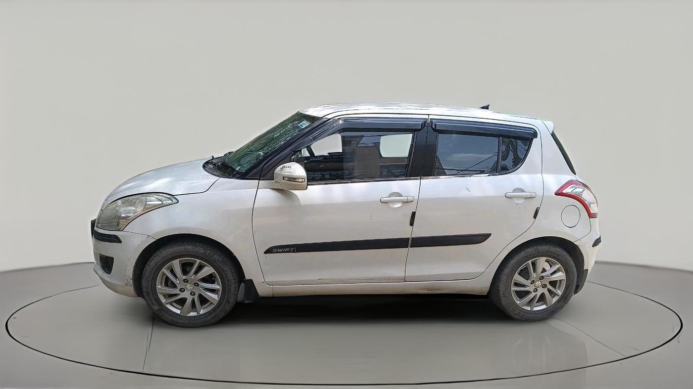 2014 Maruti Swift ZXI, CNG, Manual, 78,505 km, exterior
