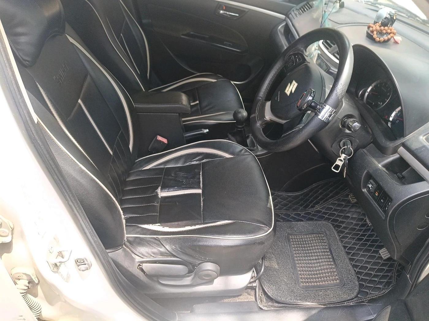 2014 Maruti Swift ZXI, CNG, Manual, 78,505 km, interior