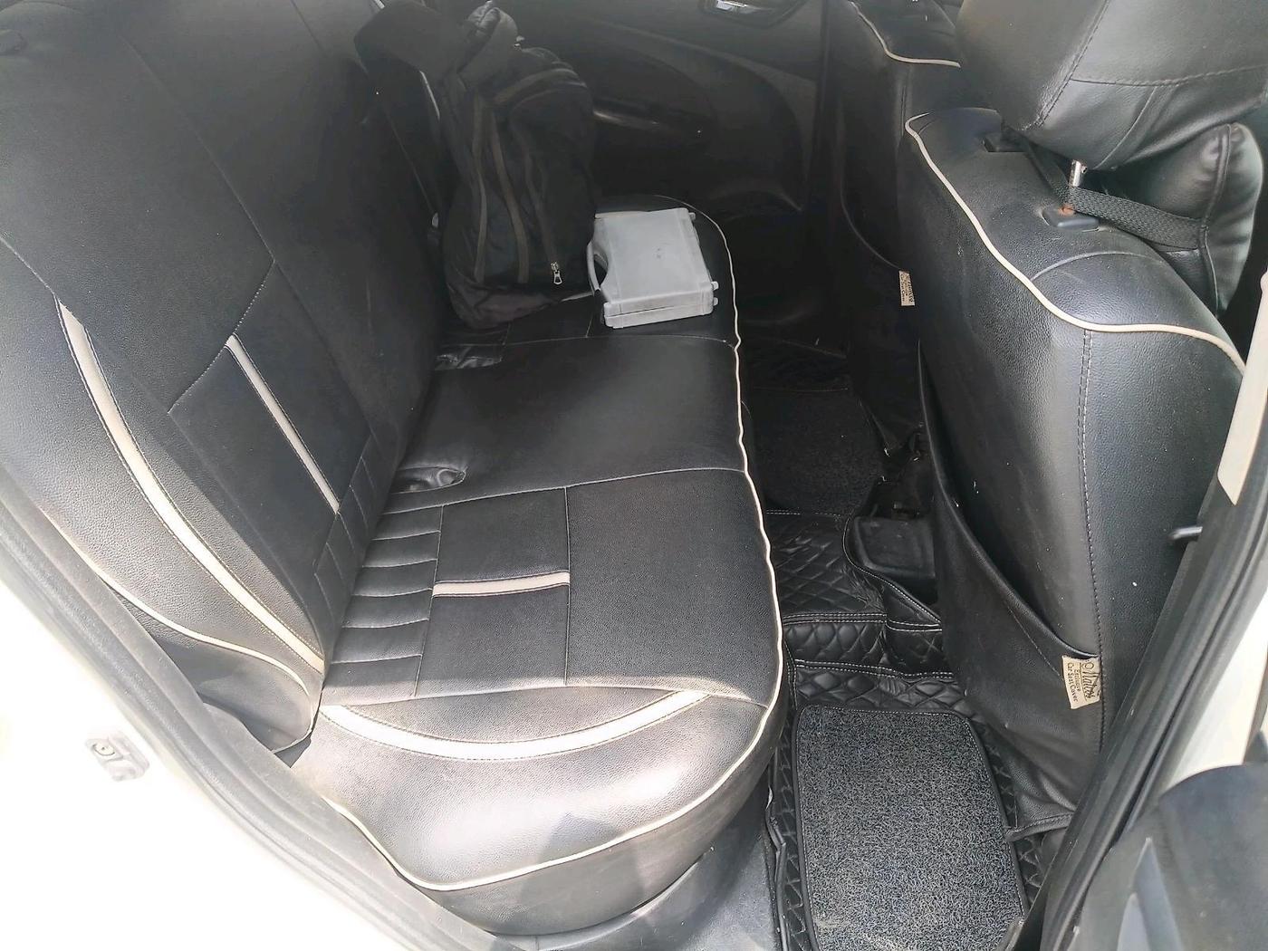 2014 Maruti Swift ZXI, CNG, Manual, 78,505 km, interior