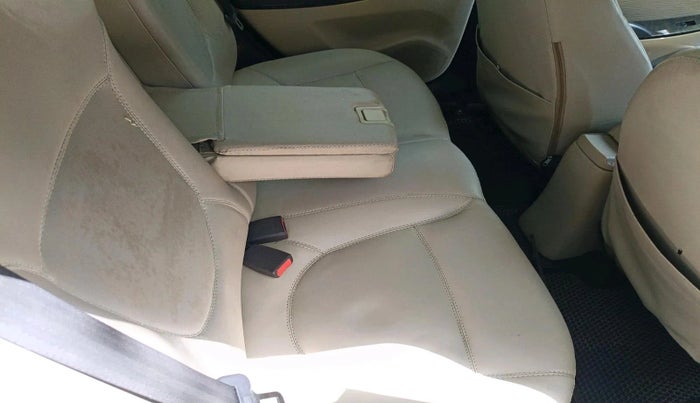 2012 Hyundai Verna FLUIDIC 1.6 VTVT SX, CNG, Manual, 1,37,000 km, interior