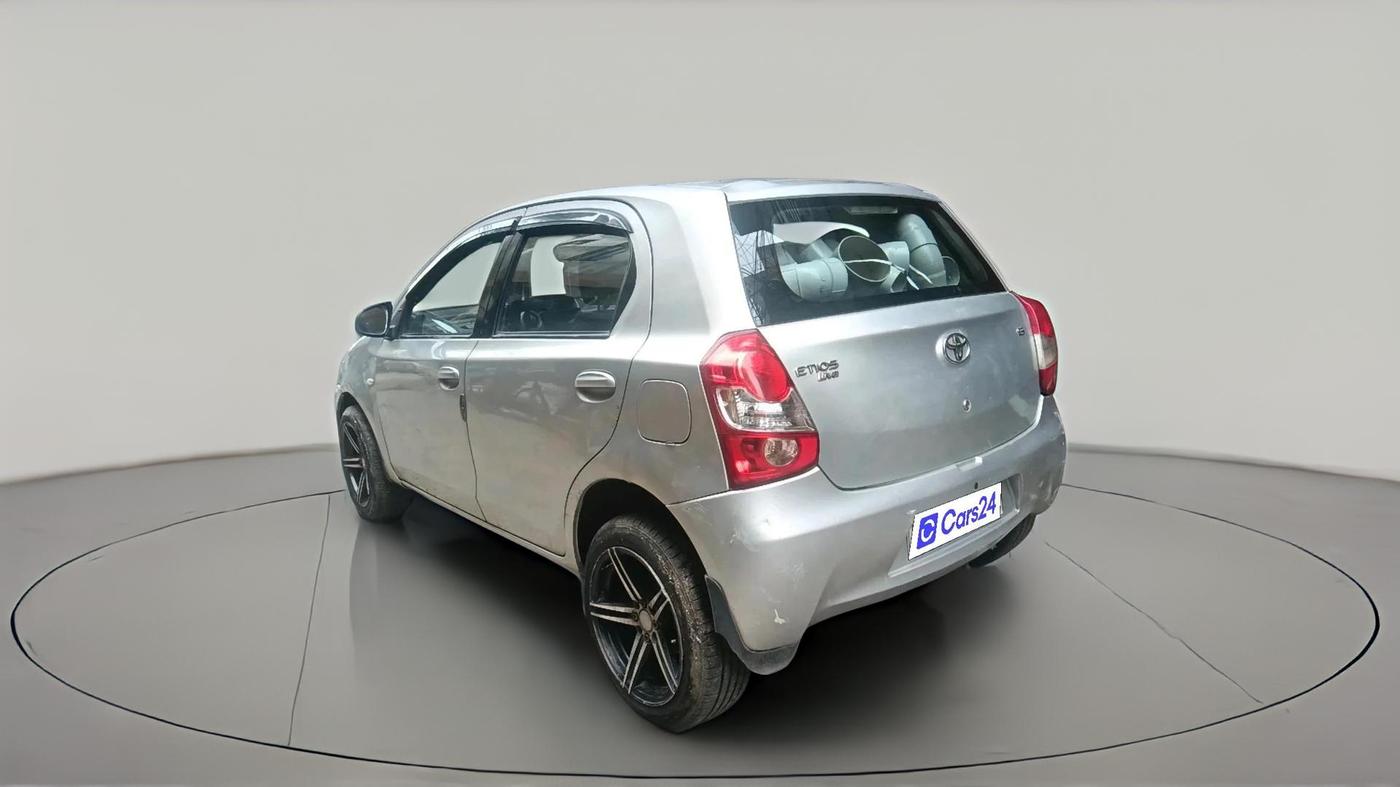 2013 Toyota Etios Liva G, Petrol, Manual, 90,445 km, exterior