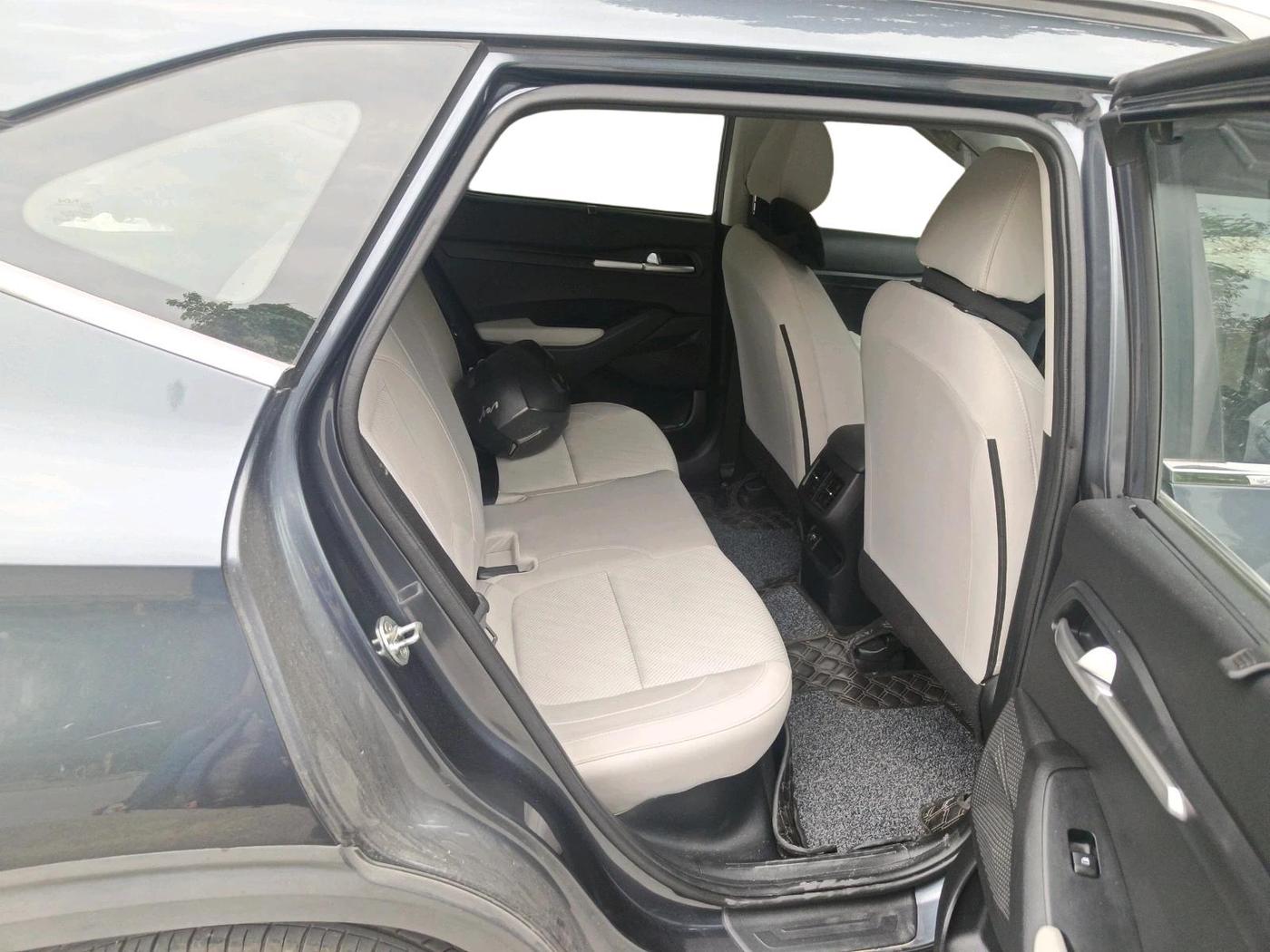 2022 KIA SELTOS HTK PLUS 1.5 IMT, Petrol, Manual, 27,320 km, interior