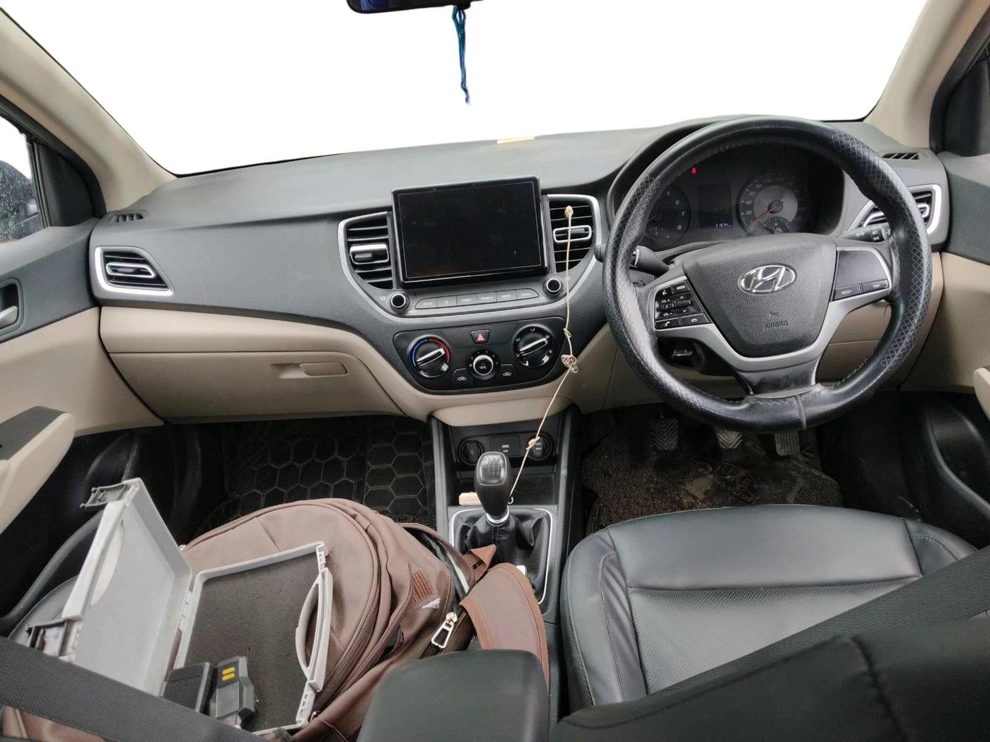 2022 Hyundai Verna S PLUS 1.5 VTVT, Petrol, Manual, 31,974 km, interior