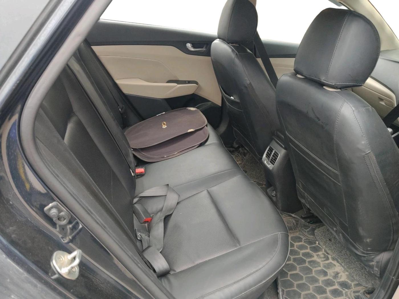 2022 Hyundai Verna S PLUS 1.5 VTVT, Petrol, Manual, 31,974 km, interior