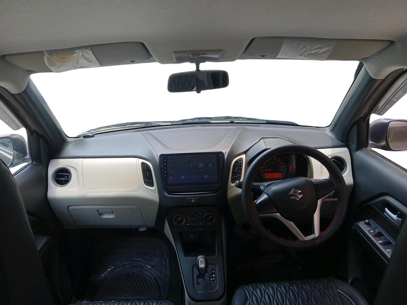 2025 Maruti New Wagon-R VXI 1.0 AMT, Petrol, Automatic, 1,221 km, interior