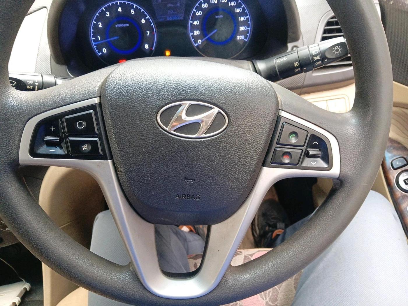 2012 Hyundai Verna FLUIDIC 1.6 VTVT SX, Petrol, Manual, 56,362 km, interior