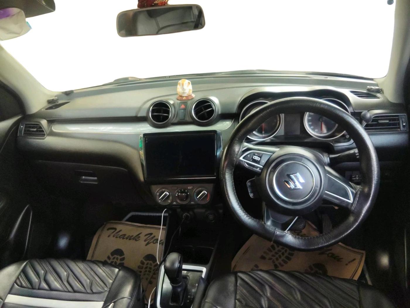 2021 Maruti Swift VXI AMT, CNG, Automatic, 37,732 km, interior