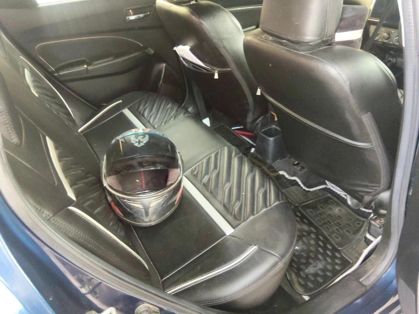 2021 Maruti Swift VXI AMT, CNG, Automatic, 37,732 km, interior