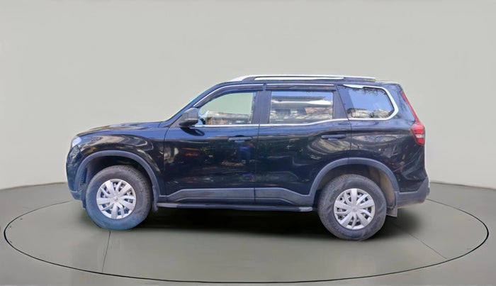 2023 Mahindra SCORPIO-N Z2 PETROL MT 7 STR, Petrol, Manual, 23,852 km, exterior