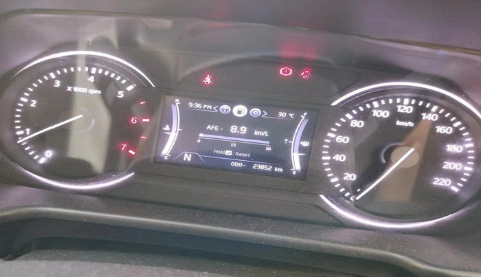 2023 Mahindra SCORPIO-N Z2 PETROL MT 7 STR, Petrol, Manual, 23,852 km, interior