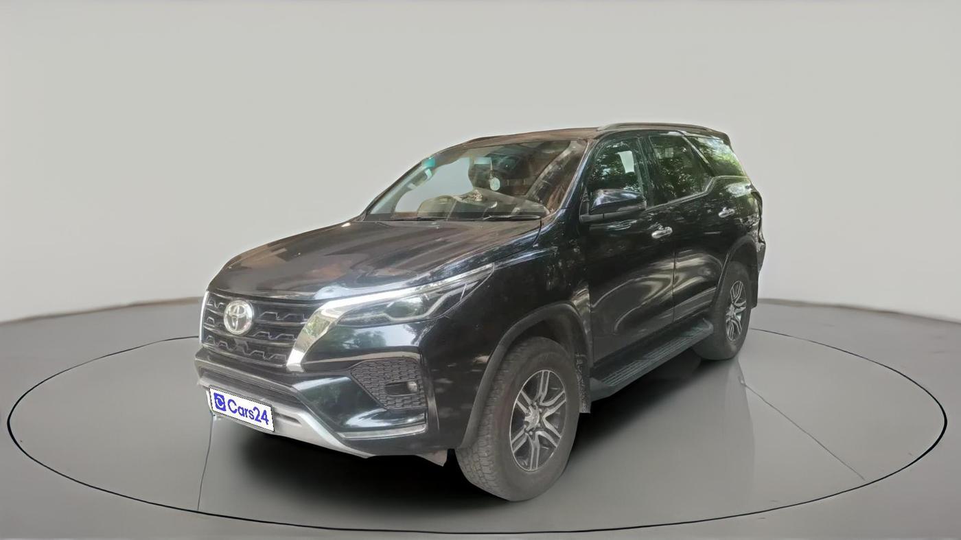 2024 Toyota Fortuner 4X2 AT 2.7 PETROL, Petrol, Automatic, 47,792 km, exterior