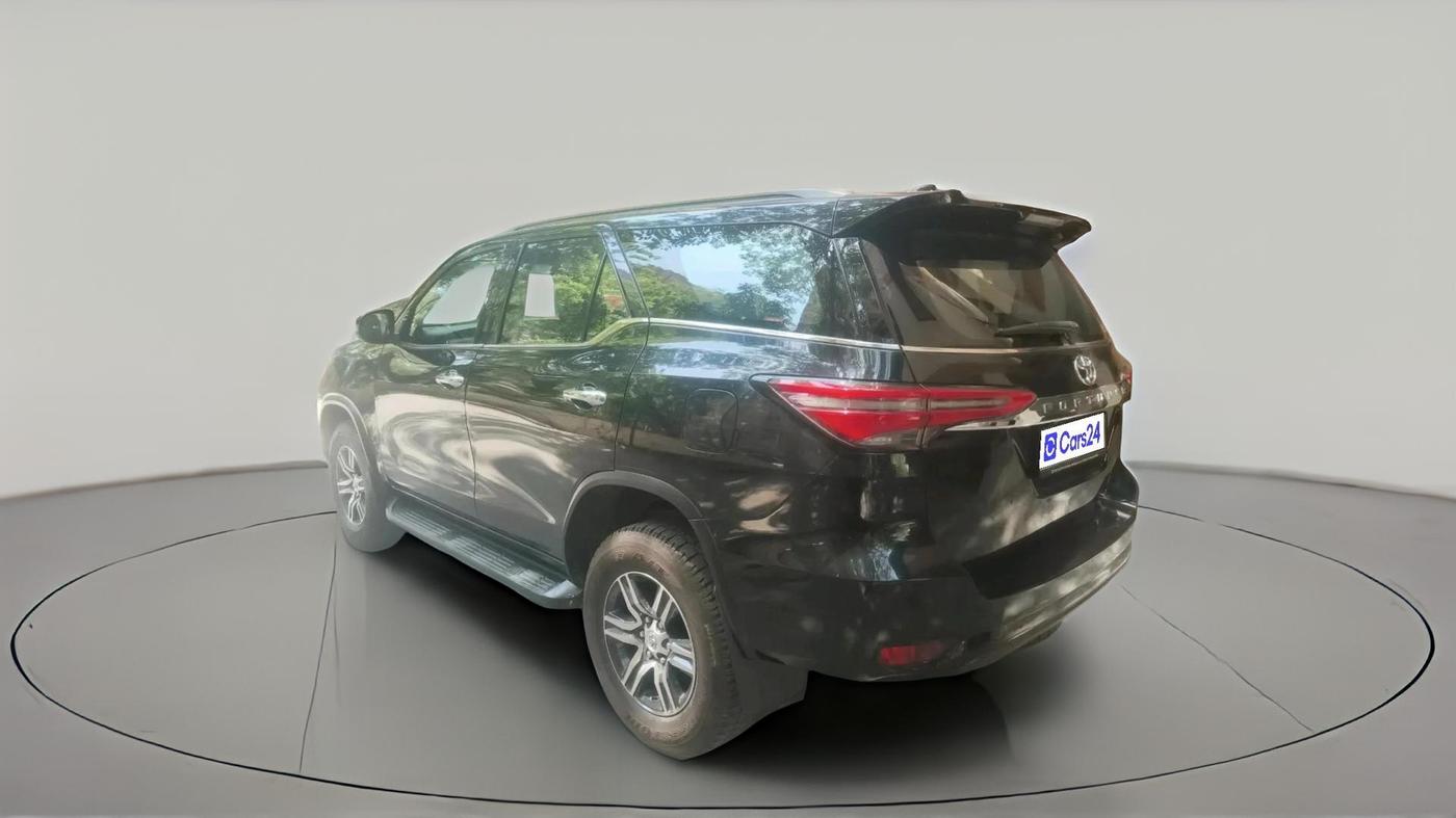 2024 Toyota Fortuner 4X2 AT 2.7 PETROL, Petrol, Automatic, 47,792 km, exterior