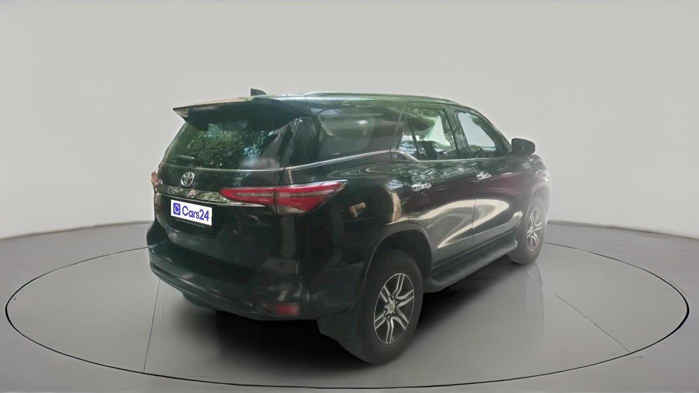 2024 Toyota Fortuner 4X2 AT 2.7 PETROL, Petrol, Automatic, 47,792 km, exterior