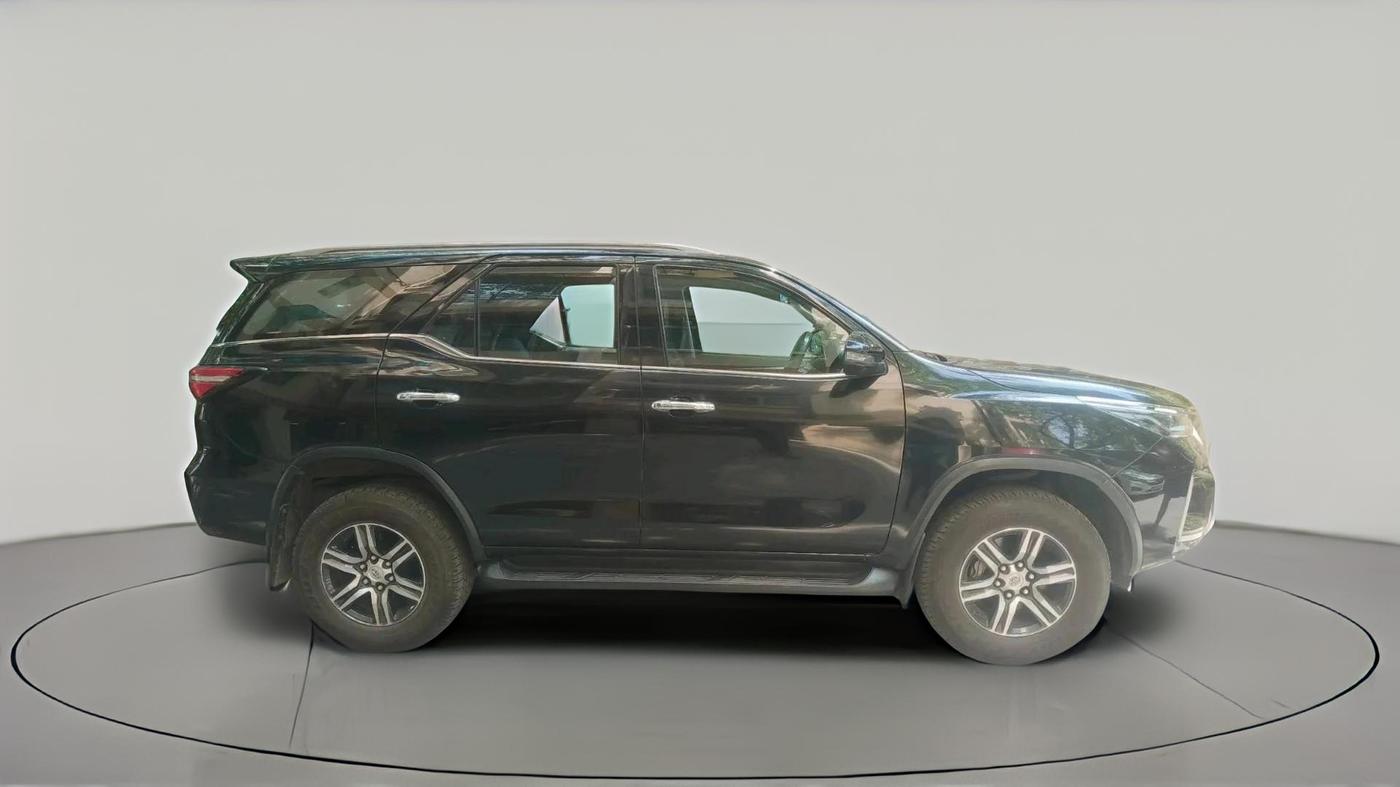 2024 Toyota Fortuner 4X2 AT 2.7 PETROL, Petrol, Automatic, 47,792 km, exterior