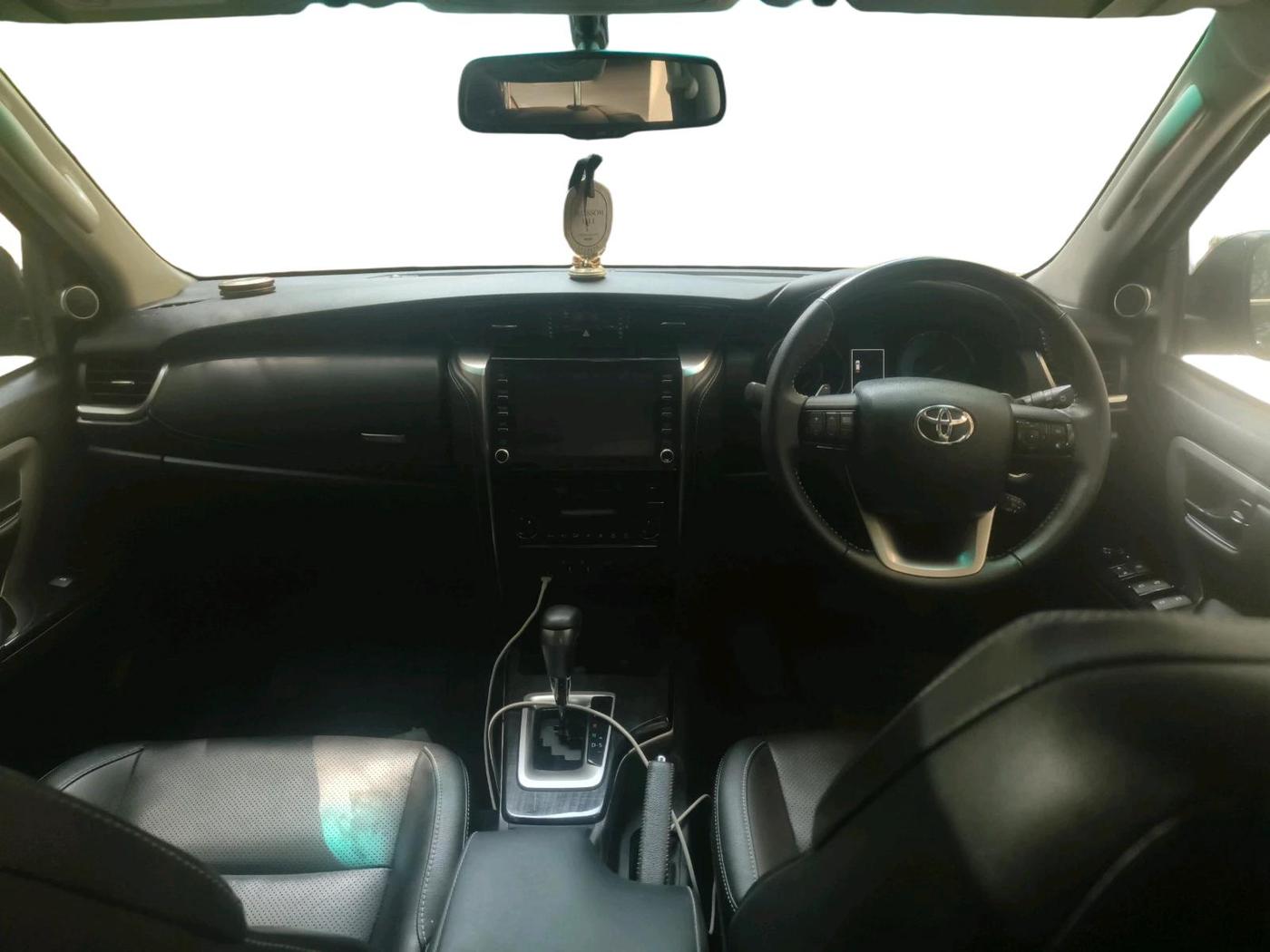 2024 Toyota Fortuner 4X2 AT 2.7 PETROL, Petrol, Automatic, 47,792 km, interior