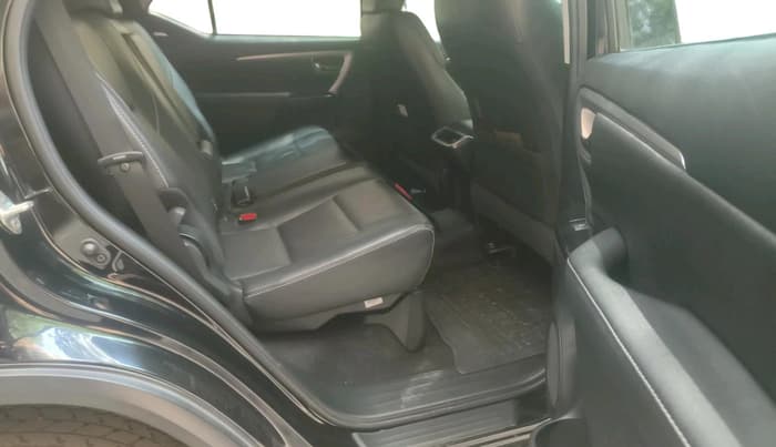2024 Toyota Fortuner 4X2 AT 2.7 PETROL, Petrol, Automatic, 47,792 km, interior