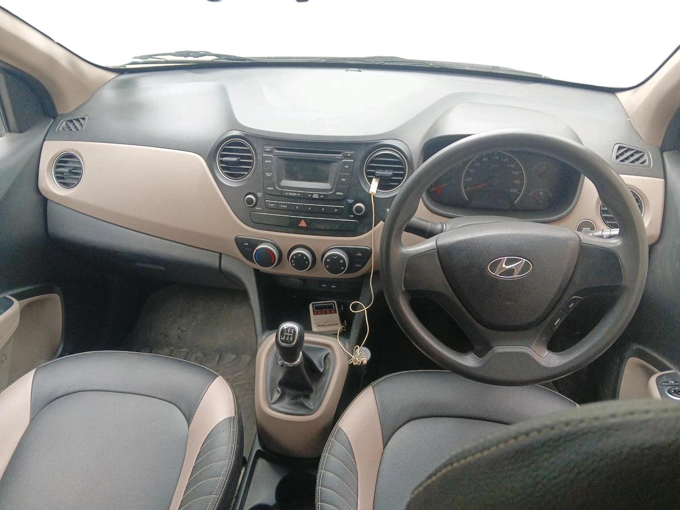 2014 Hyundai Grand i10 SPORTZ 1.2 KAPPA VTVT, Petrol, Manual, 52,855 km, interior