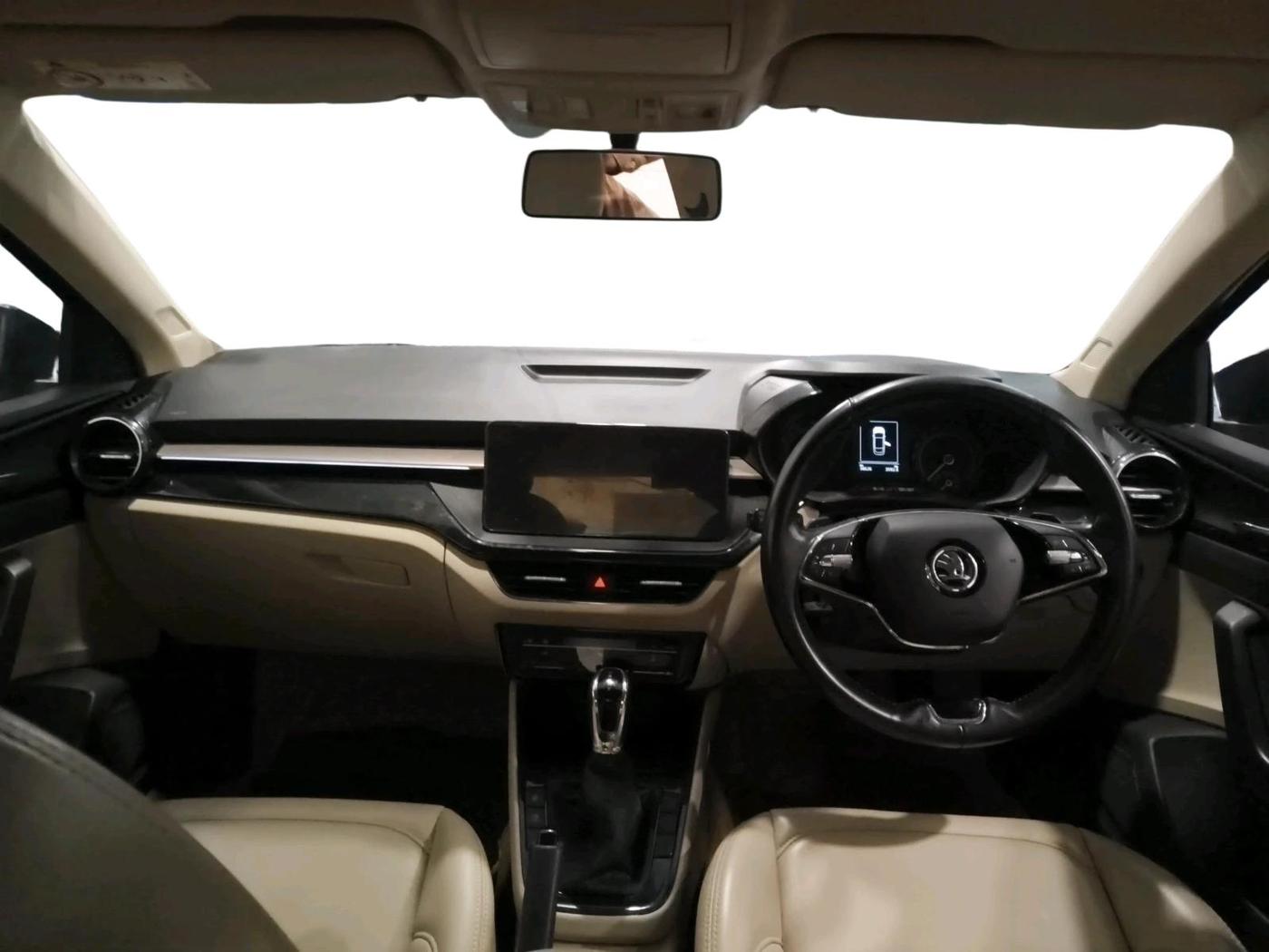 2022 Skoda SLAVIA AMBITION 1.0L TSI AT, Petrol, Automatic, 38,626 km, interior