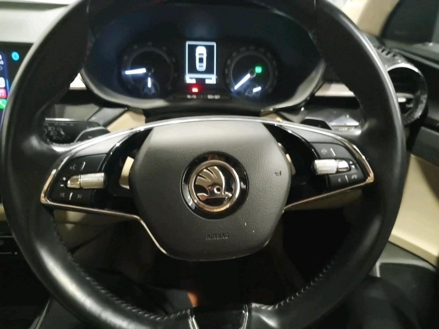 2022 Skoda SLAVIA AMBITION 1.0L TSI AT, Petrol, Automatic, 38,626 km, interior