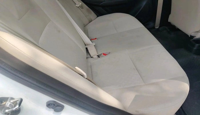 2012 Mercedes Benz E Class E 200 CGI AVANTGARDE, Petrol, Automatic, 69,021 km, interior