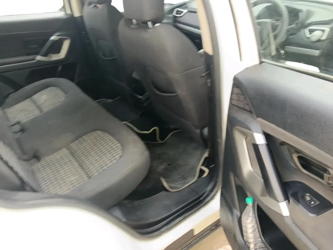 2020 Tata Harrier XM 2.0L KRYOTEC, Diesel, Manual, 46,037 km, interior