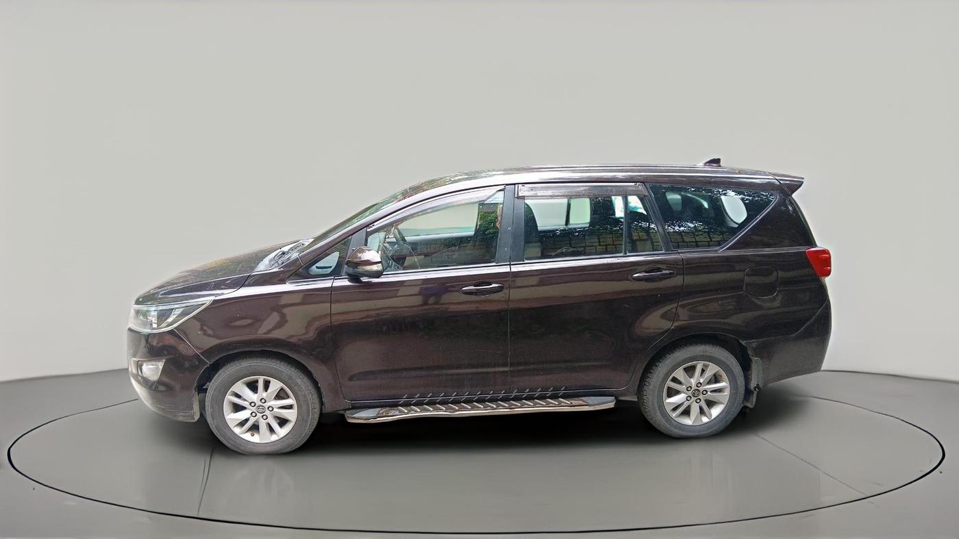 2017 Toyota Innova Crysta 2.8 GX AT 7 STR, Diesel, Automatic, 48,053 km, exterior