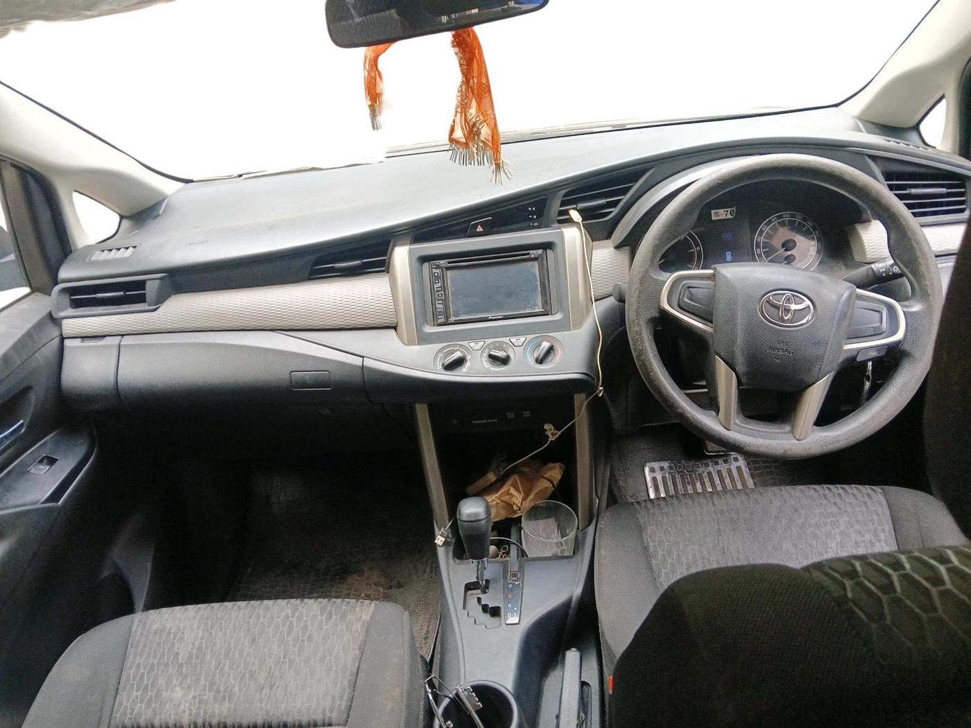 2017 Toyota Innova Crysta 2.8 GX AT 7 STR, Diesel, Automatic, 48,053 km, interior