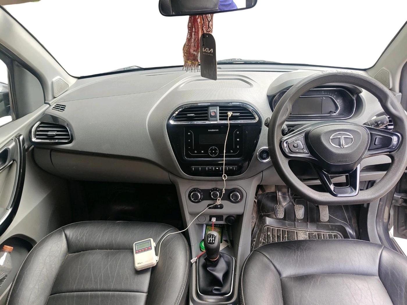 2022 Tata TIGOR XZ CNG, CNG, Manual, 97,468 km, interior