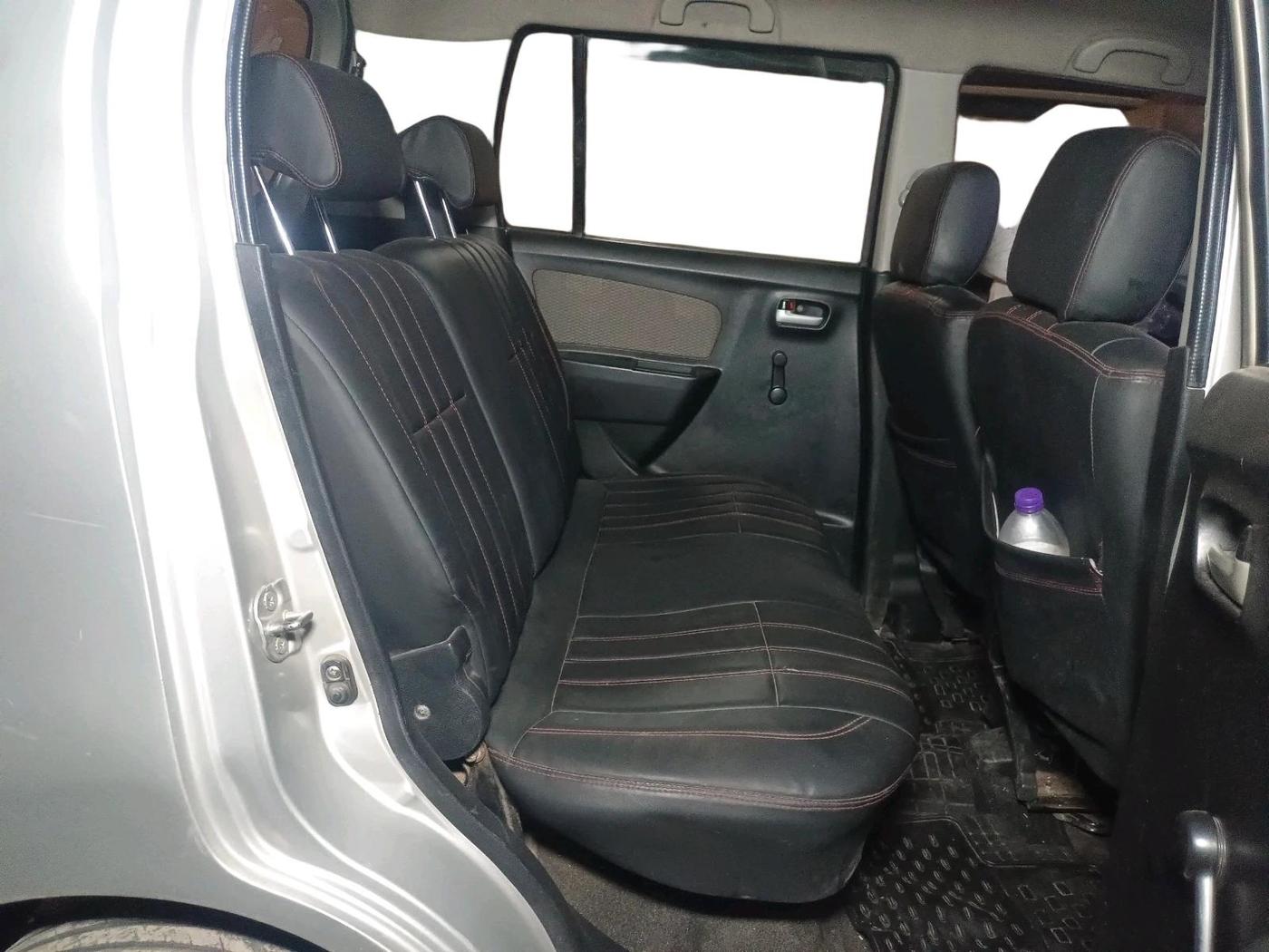 2015 Maruti Wagon R 1.0 LXI CNG, CNG, Manual, 80,951 km, interior