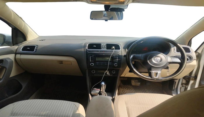 2011 Volkswagen Vento HIGHLINE PETROL AT, Petrol, Automatic, 58,700 km, interior