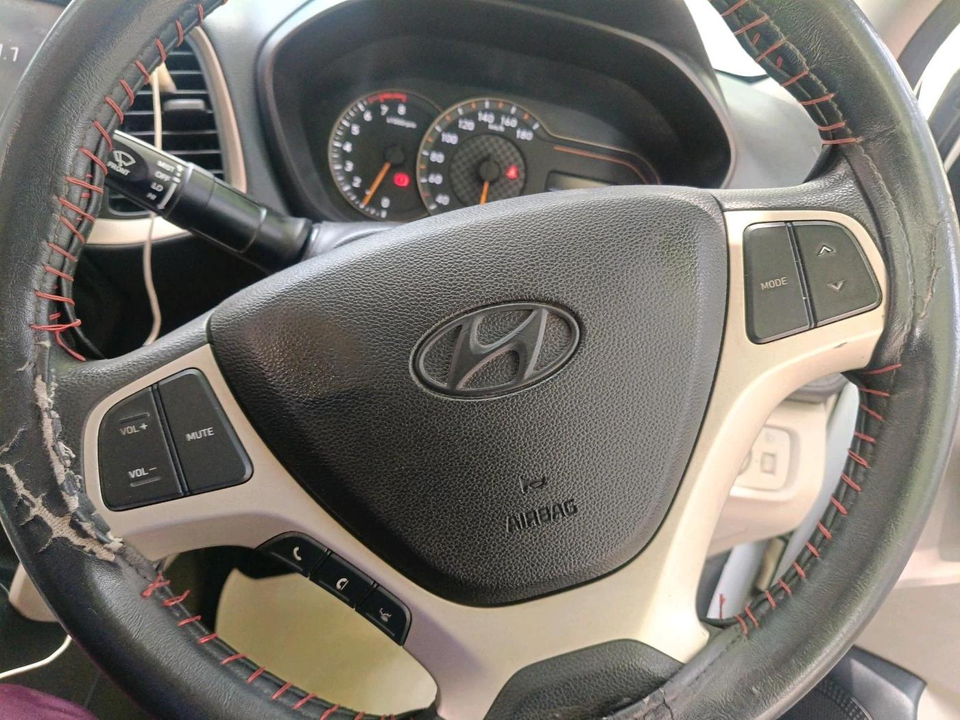 2021 Hyundai NEW SANTRO SPORTZ MT, Petrol, Manual, 40,567 km, interior