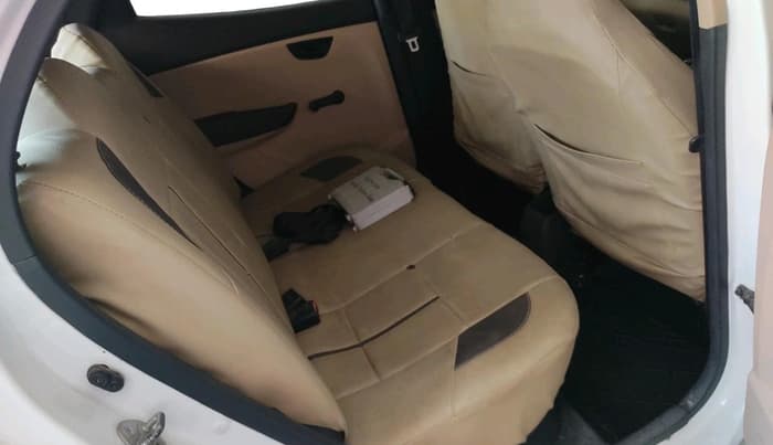 2013 Hyundai Eon MAGNA +, Petrol, Manual, 15,257 km, interior