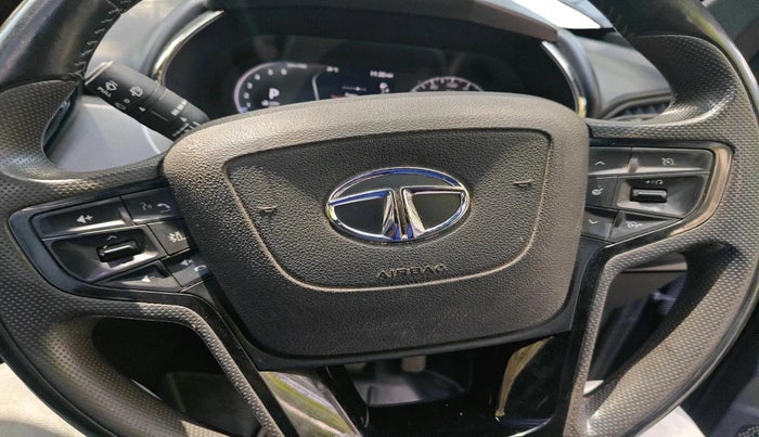 2022 Tata Safari XZA PLUS, Diesel, Automatic, 51,721 km, interior