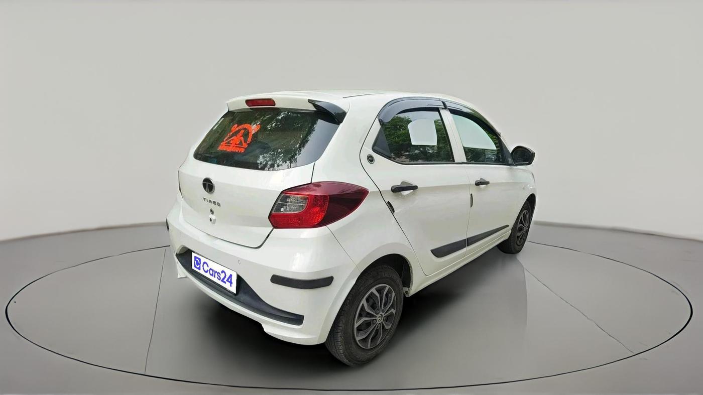 2024 Tata Tiago XE PETROL, Petrol, Manual, 11,348 km, exterior