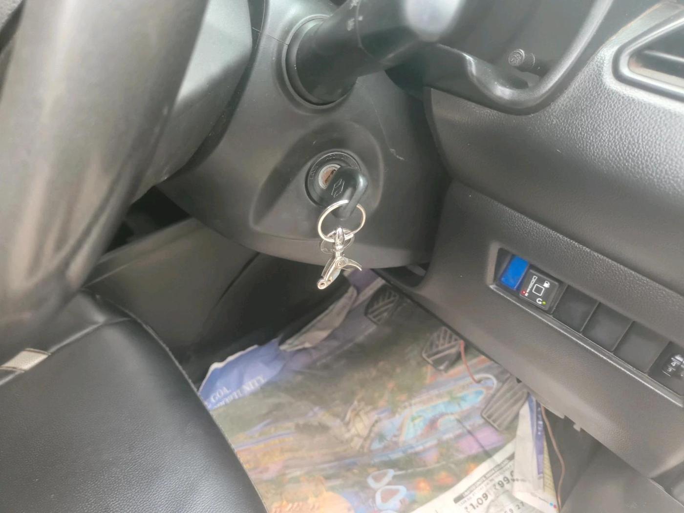 2018 Maruti Swift LXI, CNG, Manual, 98,081 km, interior