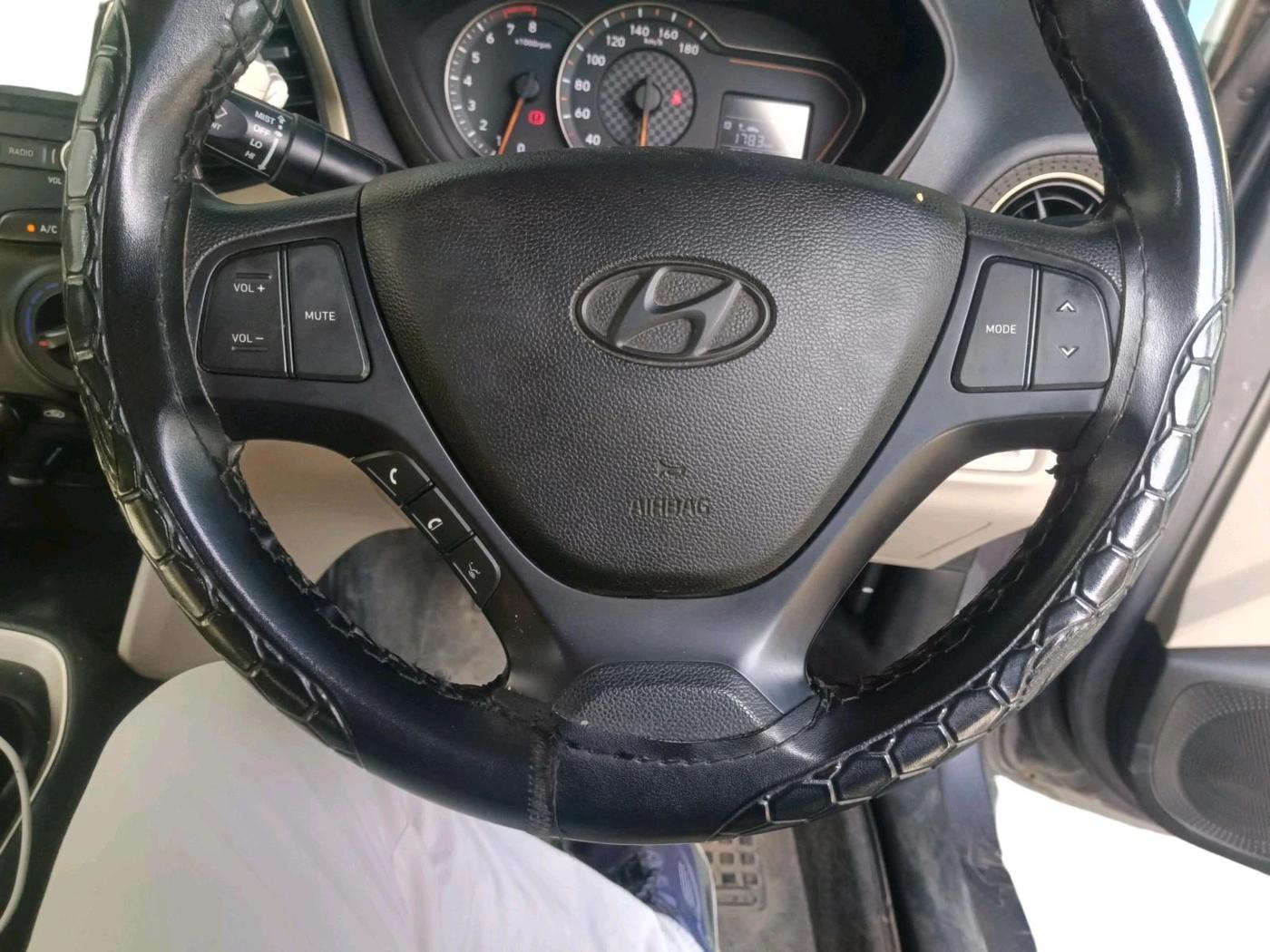 2018 Hyundai NEW SANTRO SPORTZ CNG, CNG, Manual, 80,129 km, interior