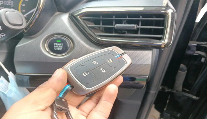 2023 Tata Safari XTA PLUS DARK EDITION, Diesel, Automatic, 53,156 km, interior