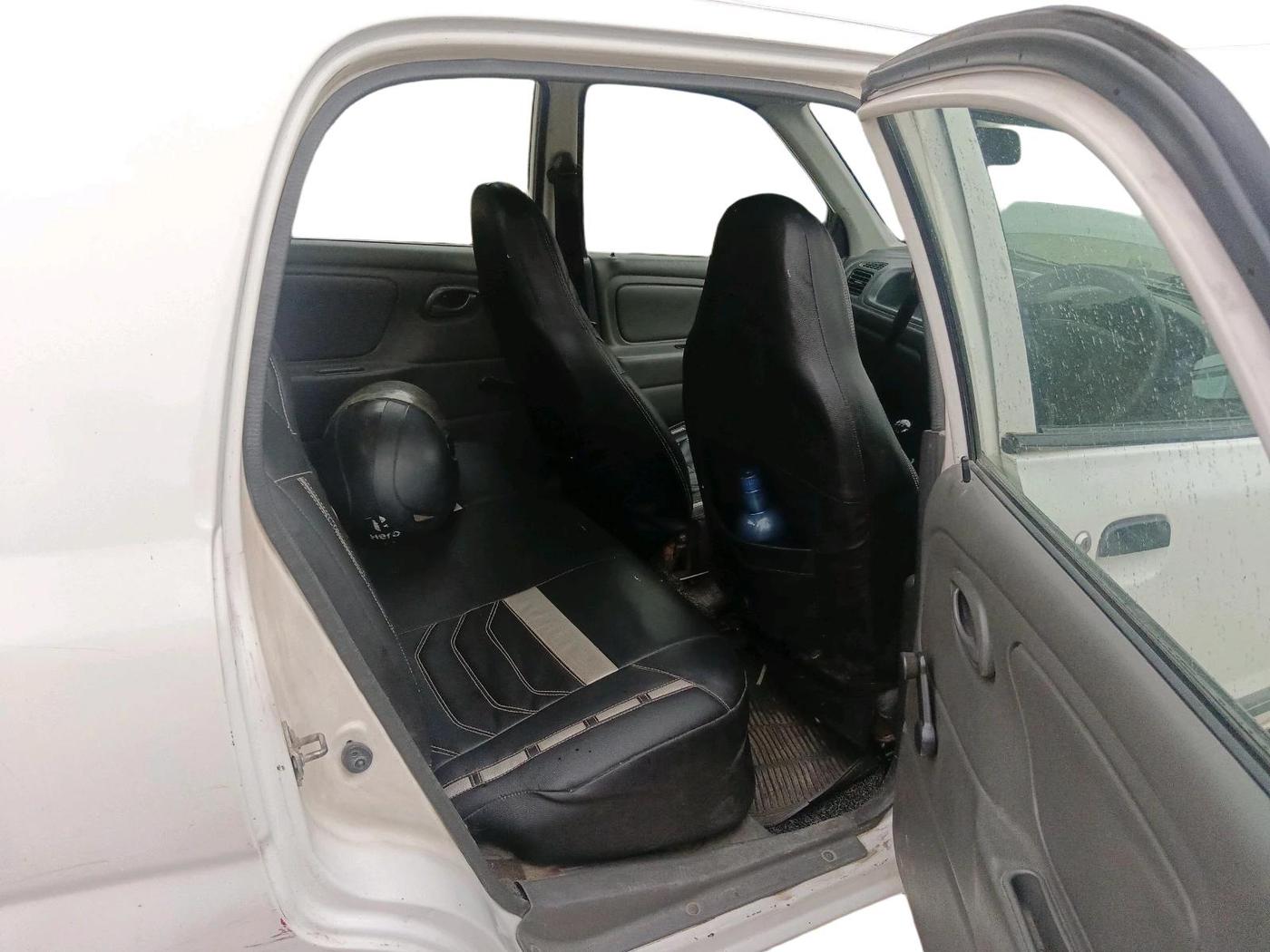 2012 Maruti Alto LXI, CNG, Manual, 84,542 km, interior